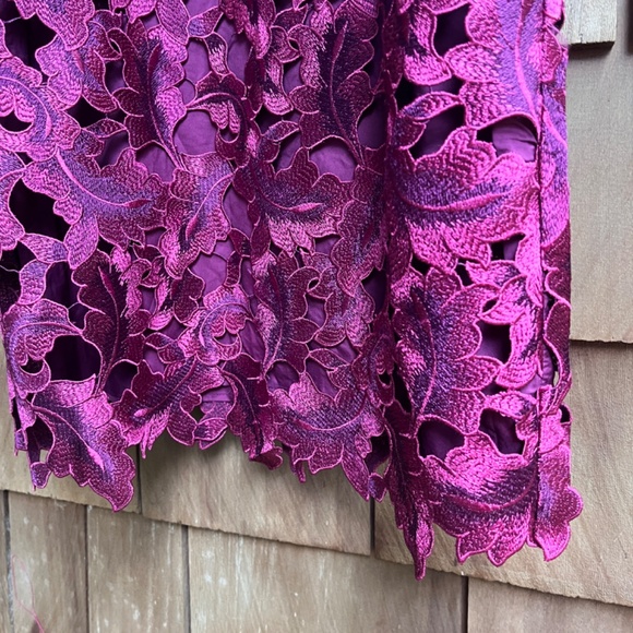 Adelyn Rae Eyelet Embroidered Puff Short Sleeve V-Neck Midi Cranberry Dress S - Picture 7 of 13